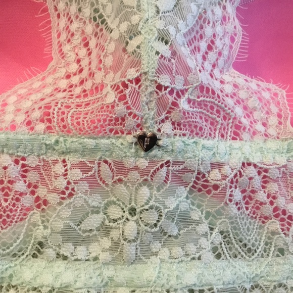 NWT Victoria’s Secret PINK pushup bralette - Picture 7 of 9